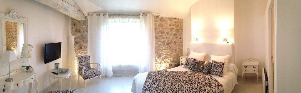 Au Paradis Cathare Bed & Breakfast *