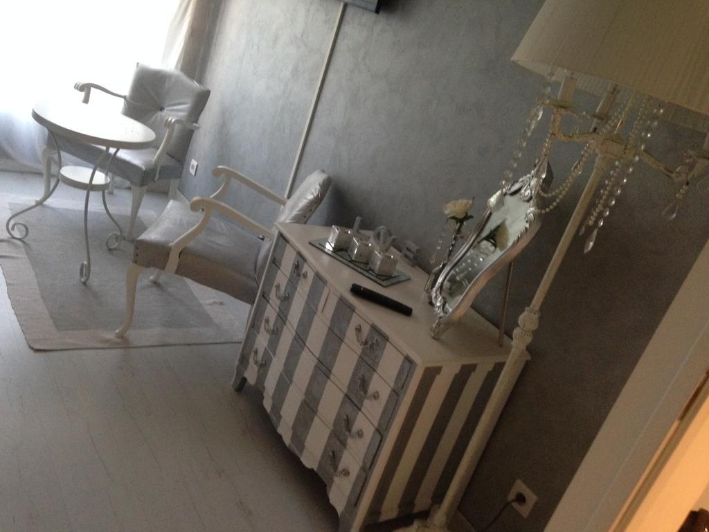 Au Paradis Cathare Bed & Breakfast
